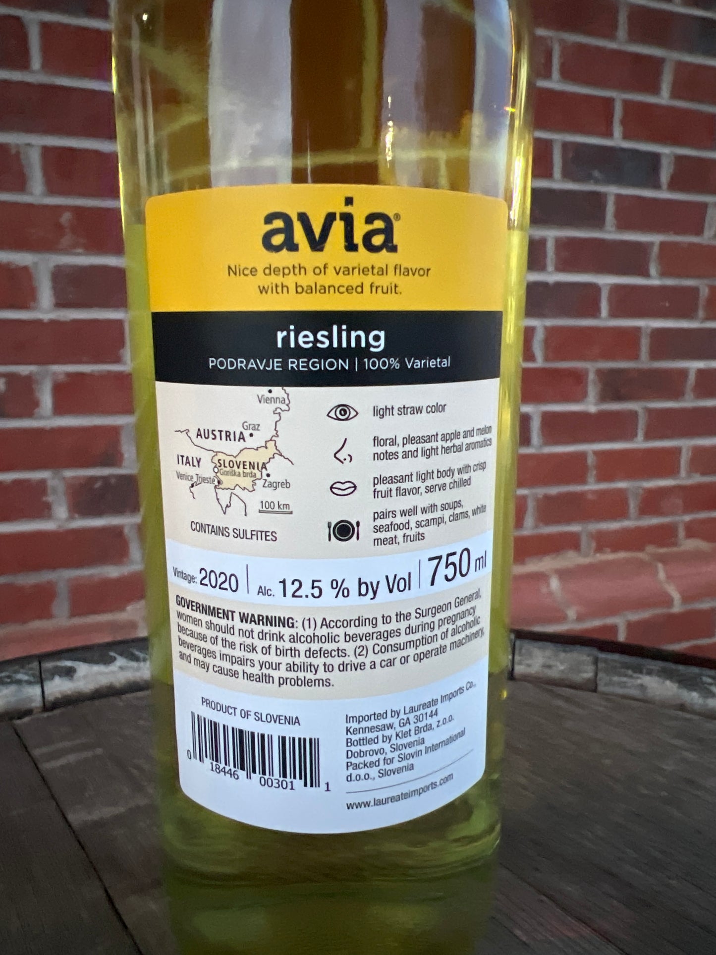 Avia Sweet Riesling (slovenia) **