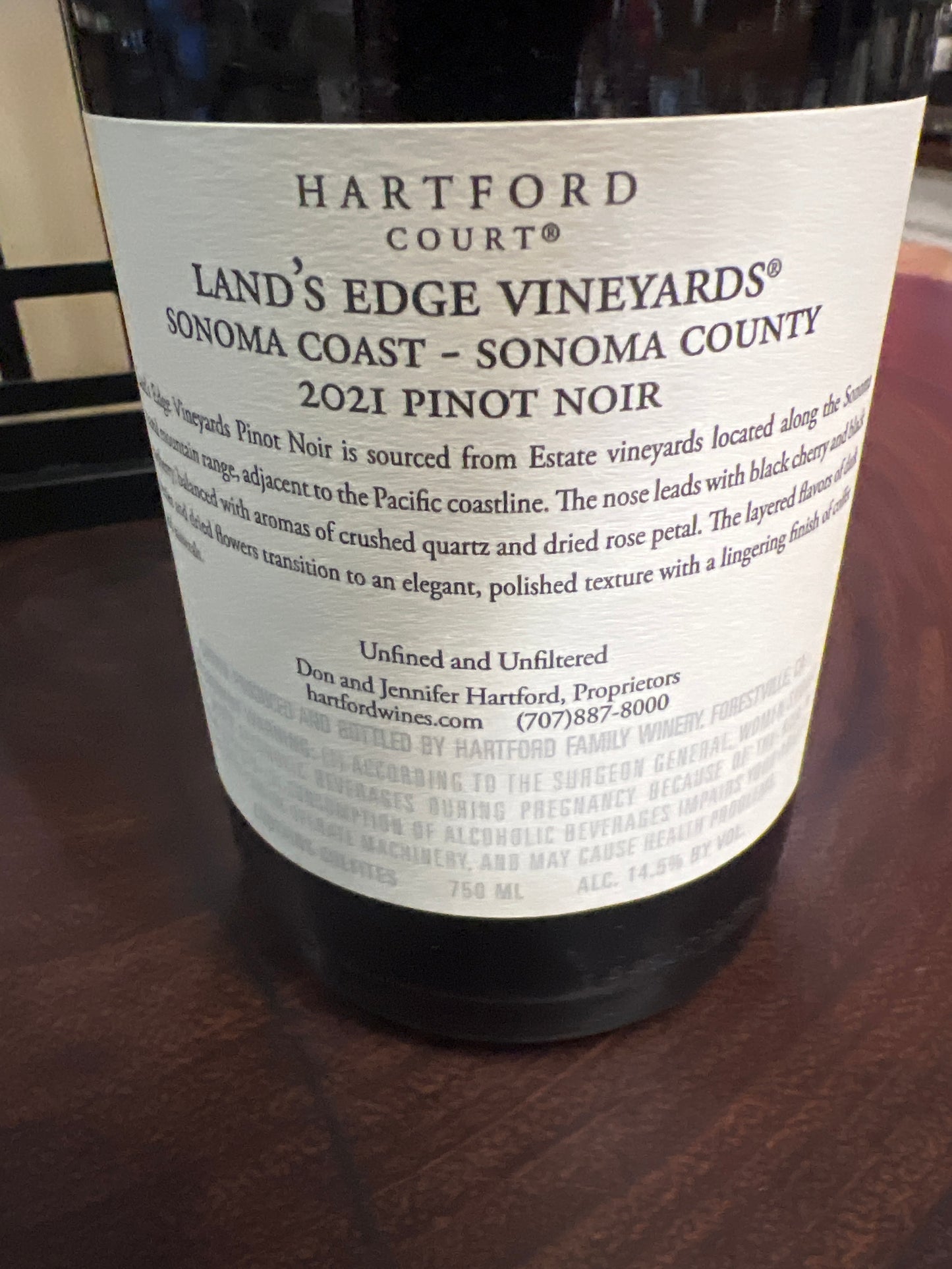 Hartford Court 'Land's Edge' Pinot Noir db