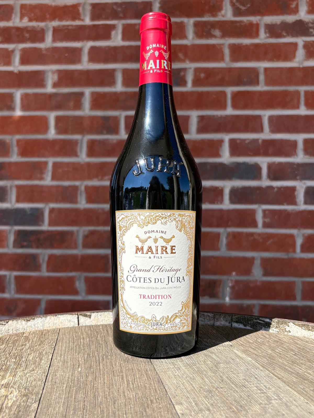 Maire & Fils Cotes du Jura Tradition Rouge (2022)
