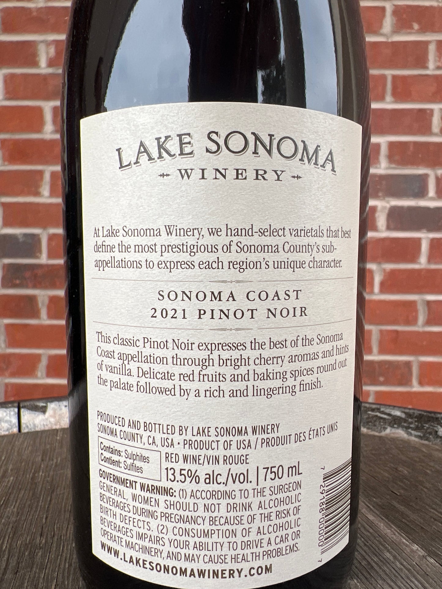 Lake Sonoma Pinot Noir *