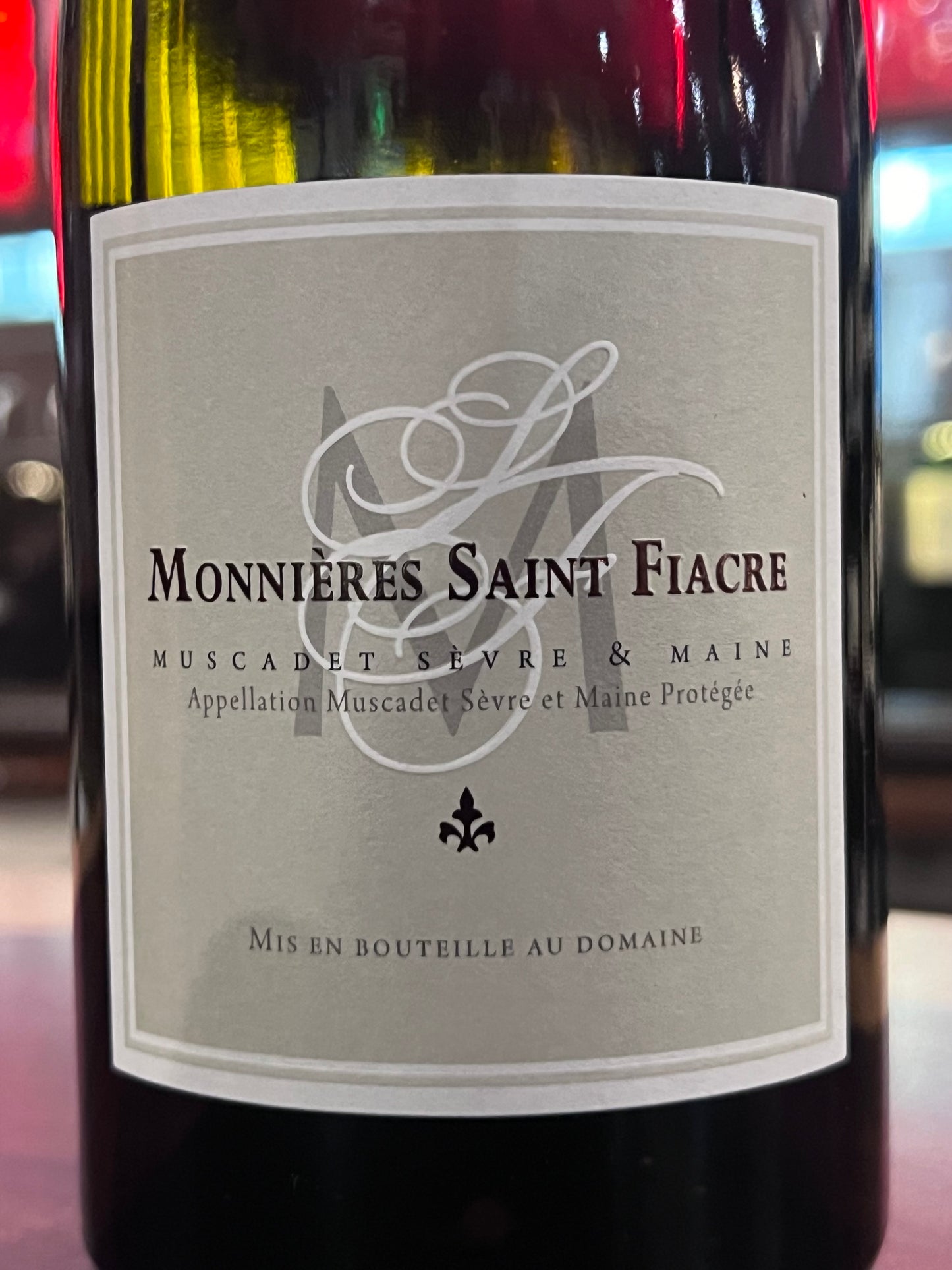 Château de la Gravelle Grand Cru [Muscadet] Sur Lie (2016)
