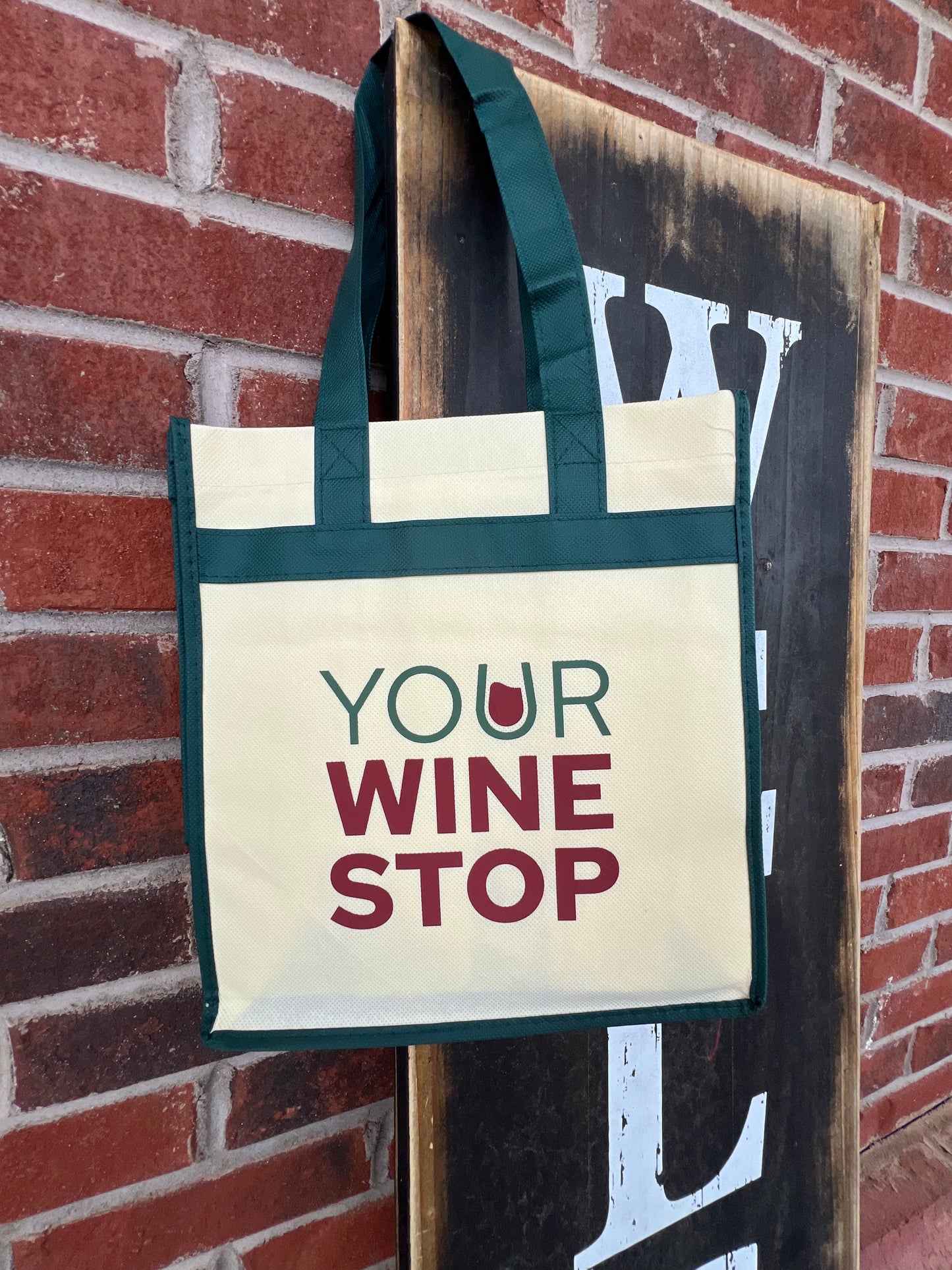 Your wine stop bag / tote